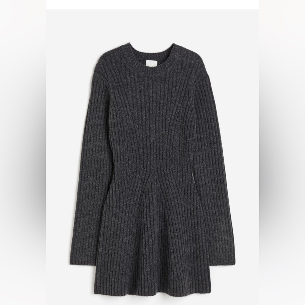 EUC H&M Viral Rib Knit Dress